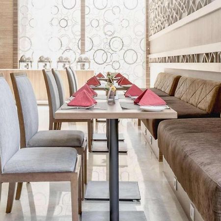 Hotel Grandhika Iskandarsyah Jakarta Kültér fotó