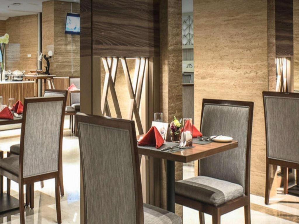 Hotel Grandhika Iskandarsyah Jakarta Kültér fotó