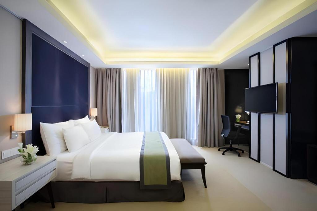Hotel Grandhika Iskandarsyah Jakarta Kültér fotó