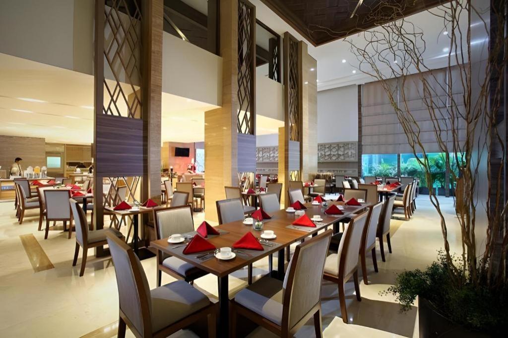Hotel Grandhika Iskandarsyah Jakarta Kültér fotó