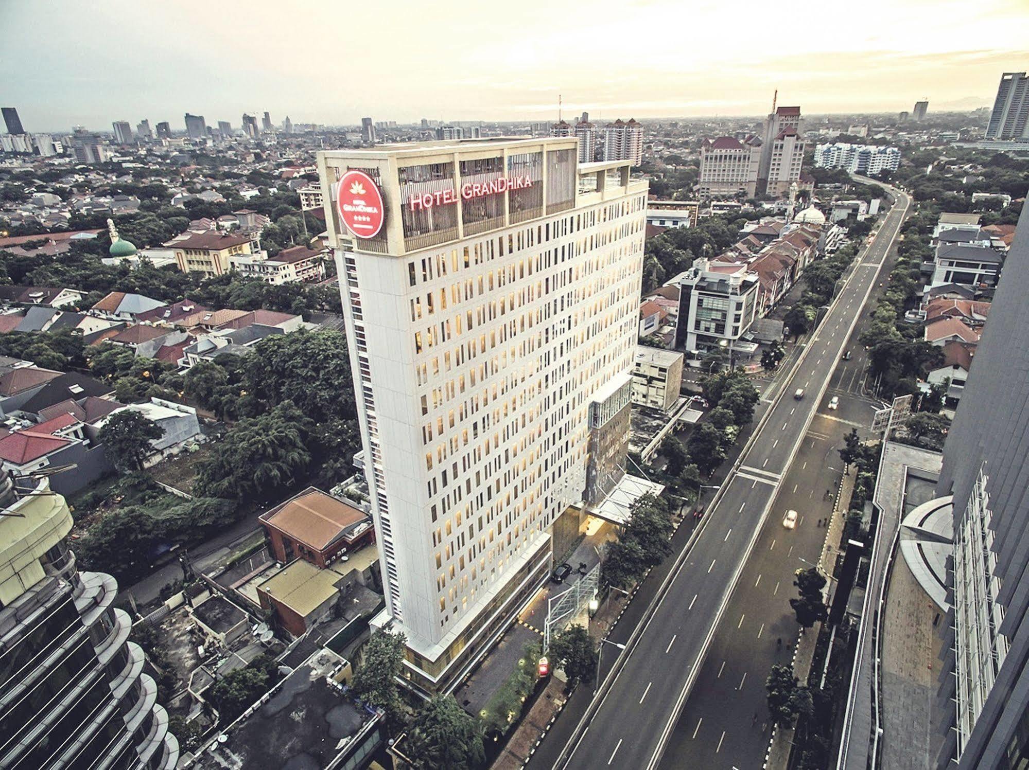 Hotel Grandhika Iskandarsyah Jakarta Kültér fotó